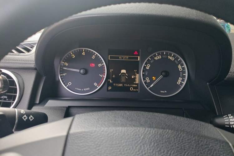 Used Land Rover Discovery 2015 3.0 SC V6 SE Instrument Cluster