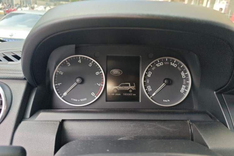 Used Land Rover Discovery 2015 3.0 SC V6 HSE Instrument Cluster