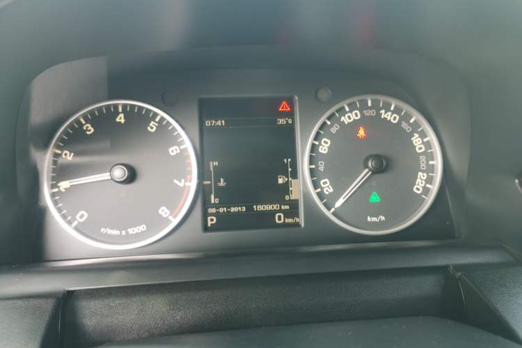 Used Land Rover Discovery 2015 3.0 SC V6 HSE Instrument Cluster