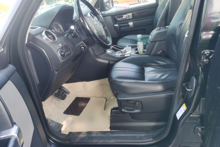 Used Land Rover Discovery 2015 3.0 SC V6 HSE Left Front Seat