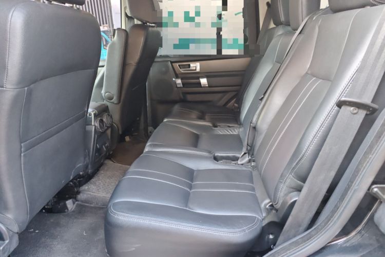 Used Land Rover Discovery 2015 3.0 SC V6 HSE Left Rear Seat