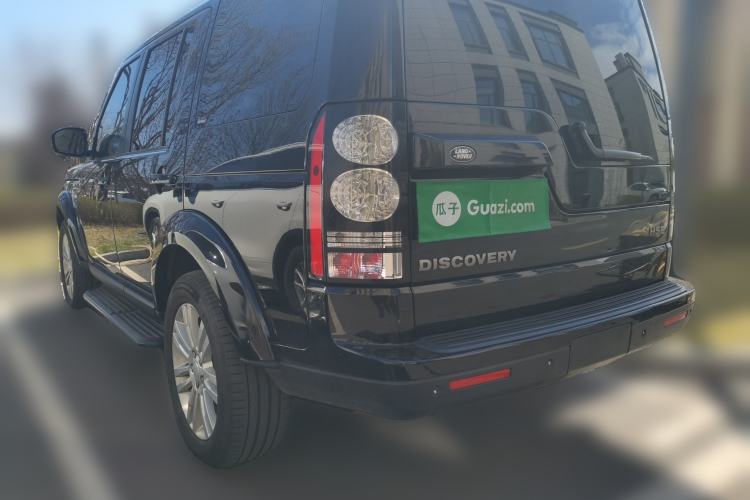 Used Land Rover Discovery 2015 3.0 SC V6 HSE Rear Left 45 Deg