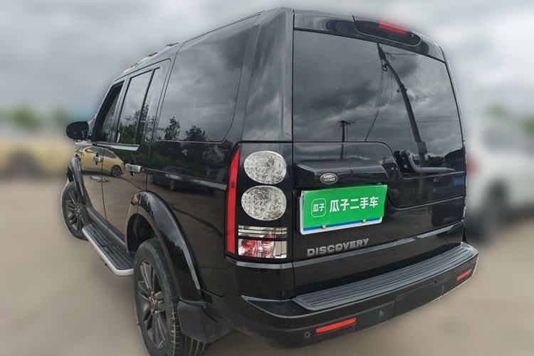 Used Land Rover Discovery 2015 3.0 SC V6 SE Rear Left 45 Deg