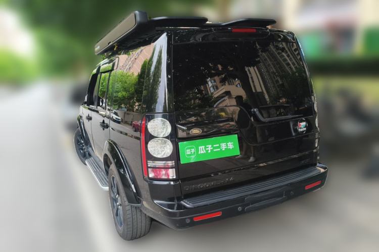 Used Land Rover Discovery 2015 3.0 SC V6 SE Rear Left 45 Deg
