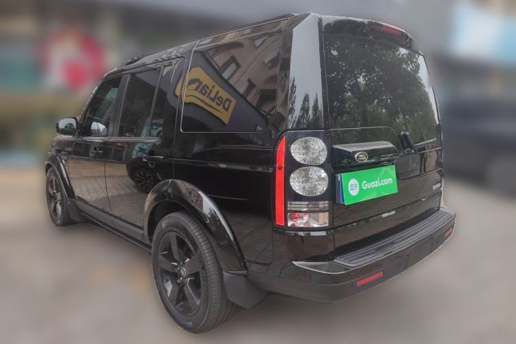 Used Land Rover Discovery 2015 3.0 SC V6 HSE Rear Left 45 Deg