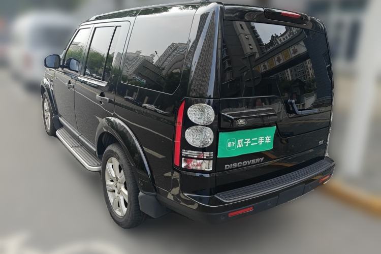 Used Land Rover Discovery 2015 3.0 SC V6 SE Rear Left 45 Deg