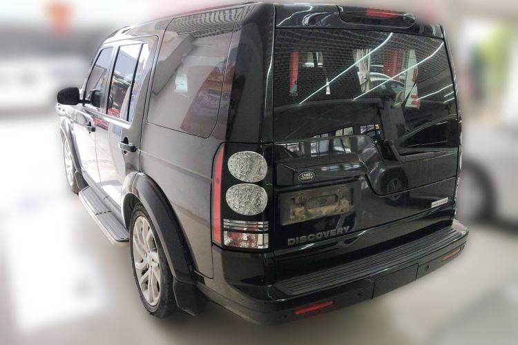 Used Land Rover Discovery 2015 3.0 SC V6 HSE Luxury Rear Left 45 Deg