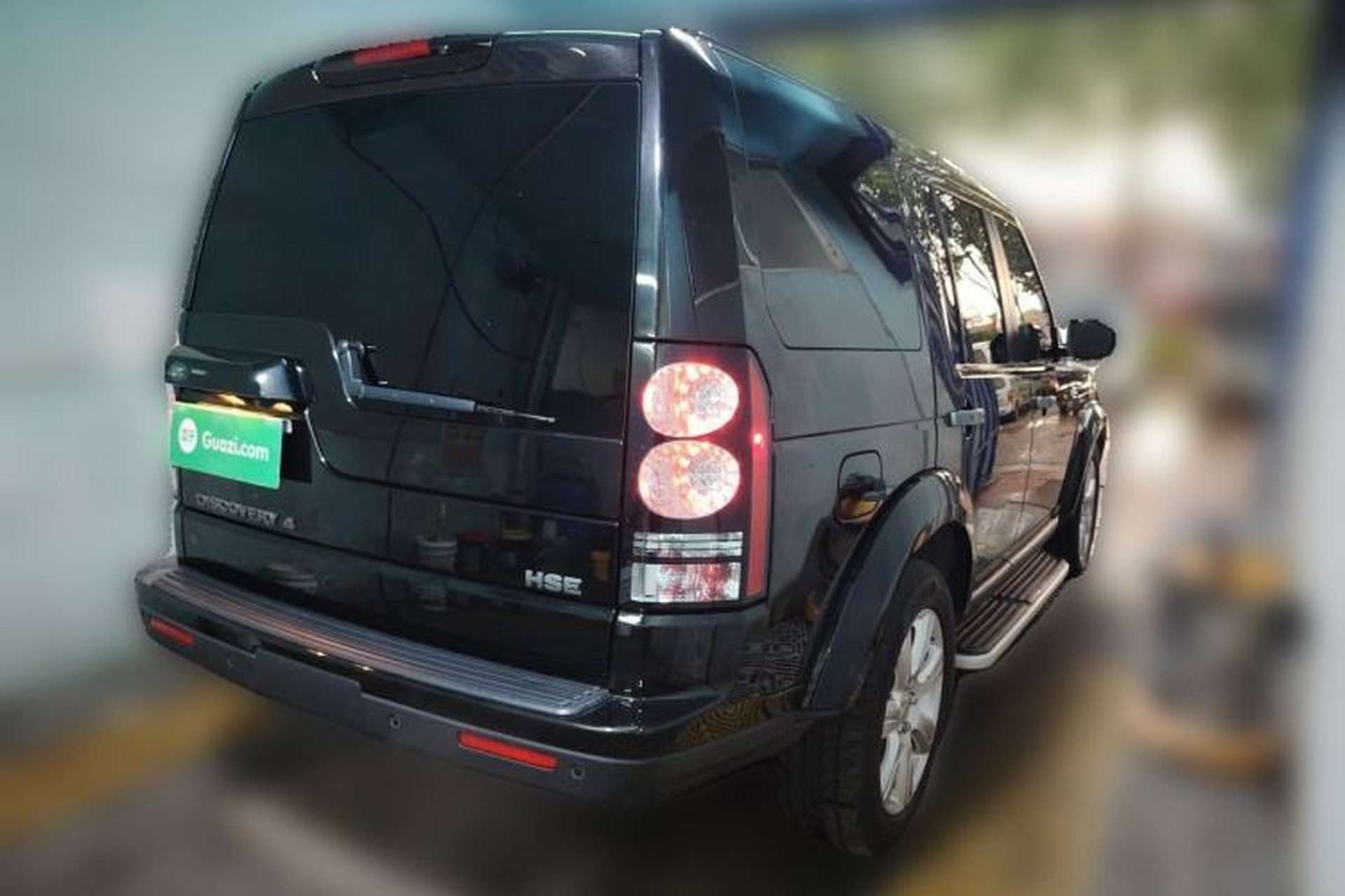 Used Land Rover Discovery  Rear Right 45 Deg