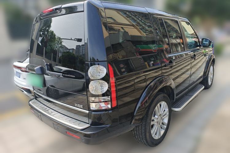 Used Land Rover Discovery 2015 3.0 SC V6 HSE Rear Right 45 Deg