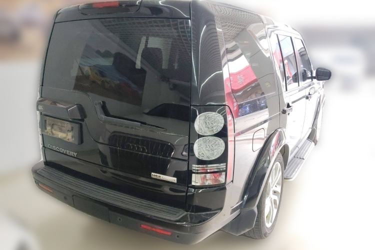 Used Land Rover Discovery 2015 3.0 SC V6 HSE Luxury Rear Right 45 Deg