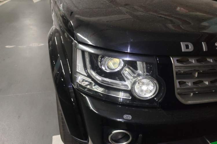 Used Land Rover Discovery 2015 3.0 SC V6 HSE Luxury Right Front Headlight