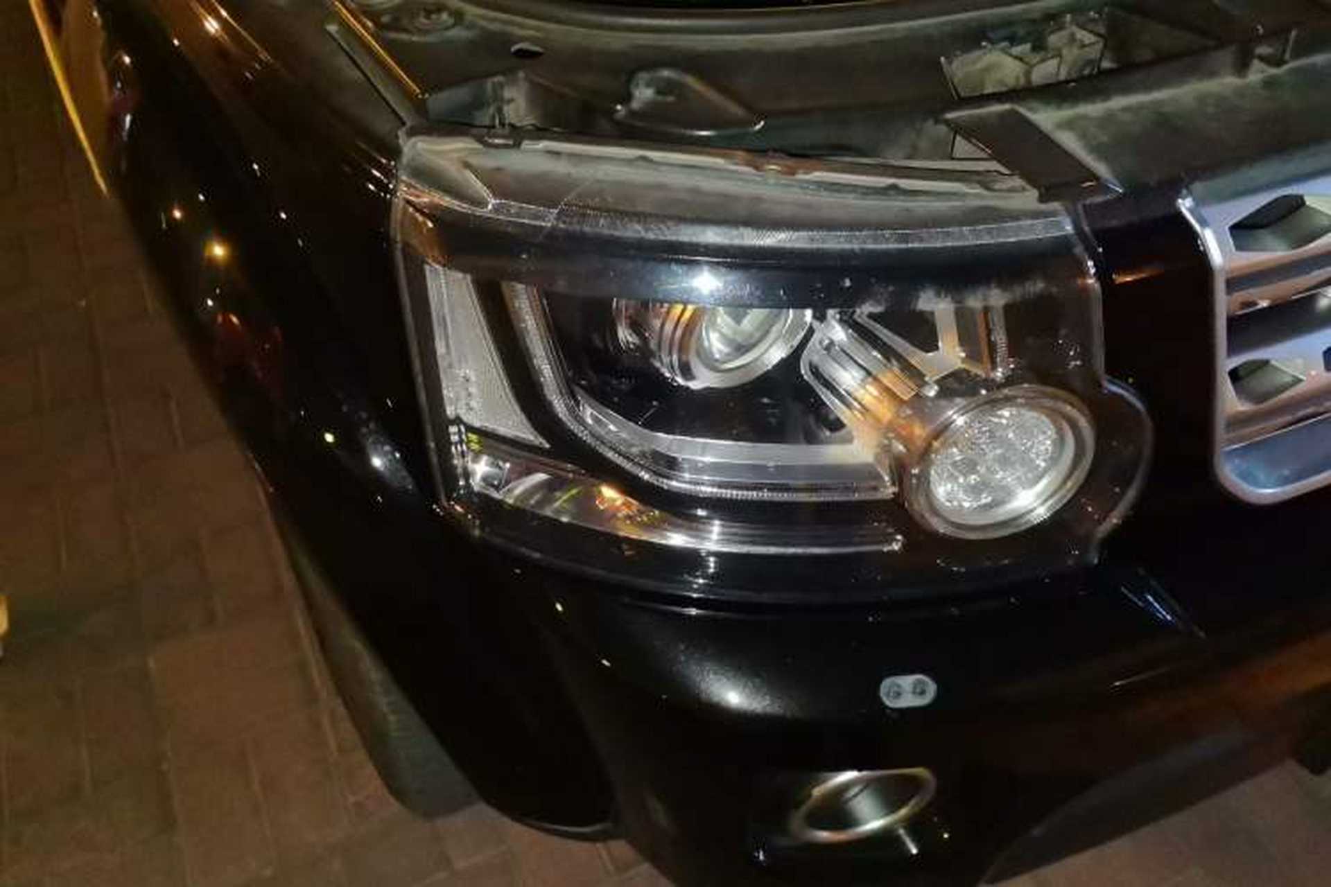 Used Land Rover Discovery  Right Front Headlight