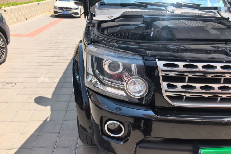 Used Land Rover Discovery 2015 3.0 SC V6 HSE Right Front Headlight