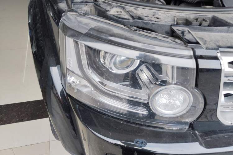 Used Land Rover Discovery 2015 3.0 SC V6 HSE Luxury Right Front Headlight
