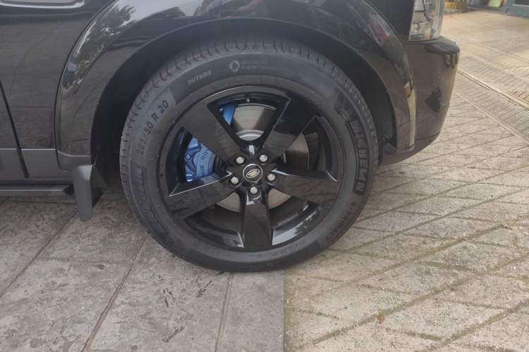 Used Land Rover Discovery 2015 3.0 SC V6 HSE Right Front Wheel Hub
