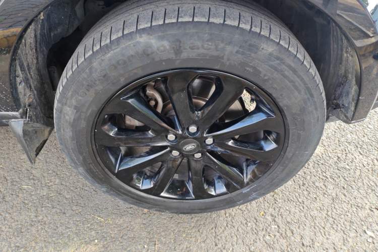 Used Land Rover Discovery 2015 3.0 SC V6 HSE Right Front Wheel Hub
