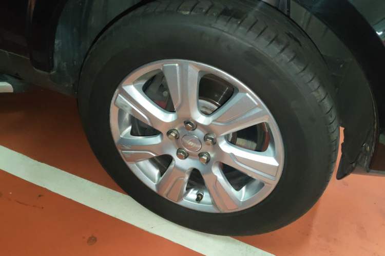 Used Land Rover Discovery 2015 3.0 SC V6 HSE Luxury Right Front Wheel Hub