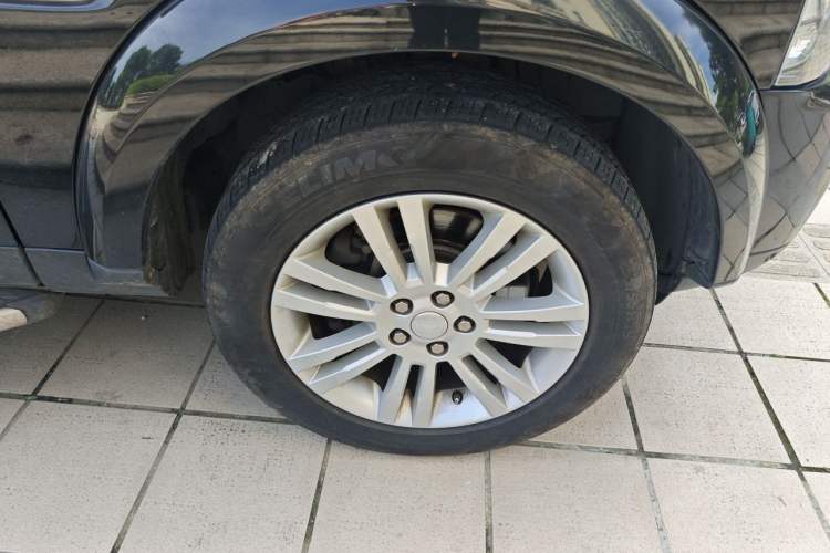 Used Land Rover Discovery 2015 3.0 SC V6 HSE Right Front Wheel Hub