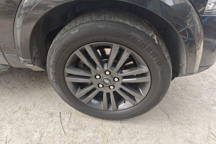 Used Land Rover Discovery 2015 3.0 SC V6 HSE Luxury Right Front Wheel Hub