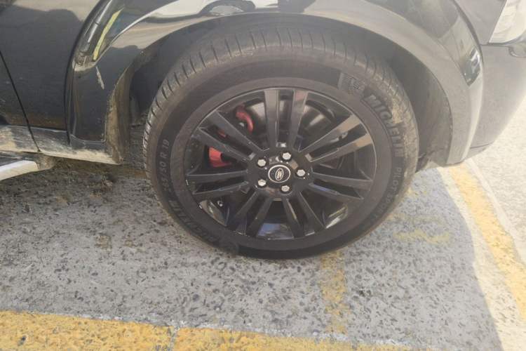 Used Land Rover Discovery 2015 3.0 SC V6 HSE Right Front Wheel Hub