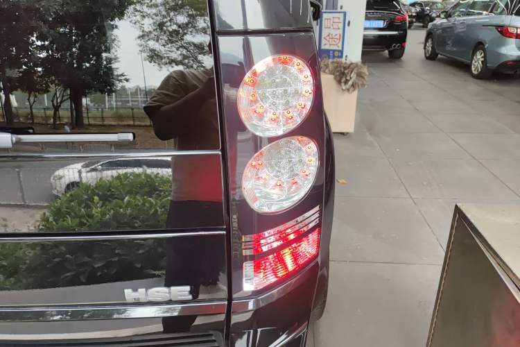 Used Land Rover Discovery 2015 3.0 SC V6 HSE Right Rear Taillight