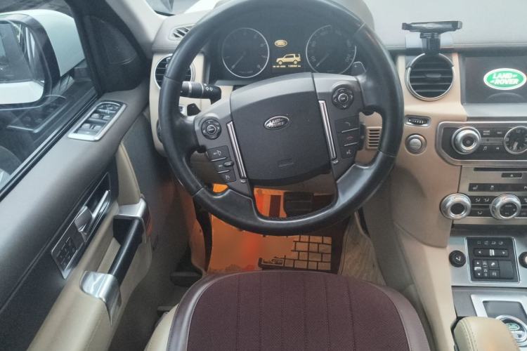 Used Land Rover Discovery 2015 3.0 SC V6 HSE Luxury Steering Wheel