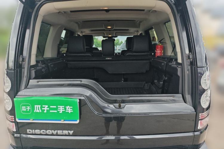 Used Land Rover Discovery 2015 3.0 SC V6 SE Trunk