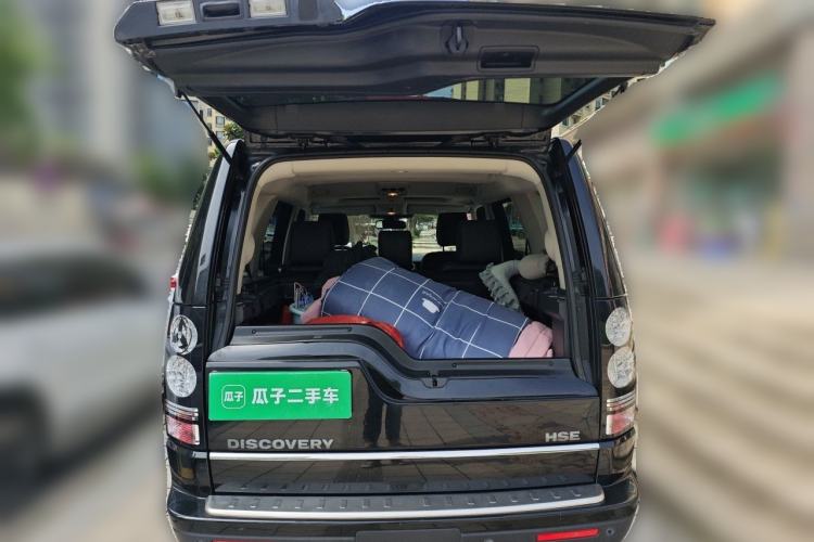 Used Land Rover Discovery 2015 3.0 SC V6 HSE Trunk