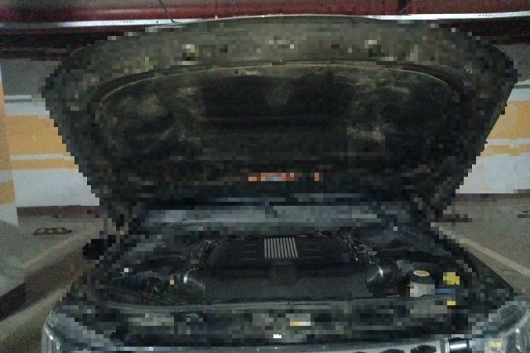 Used Land Rover Discovery 2015 3.0 SC V6 SE Engine Bay
