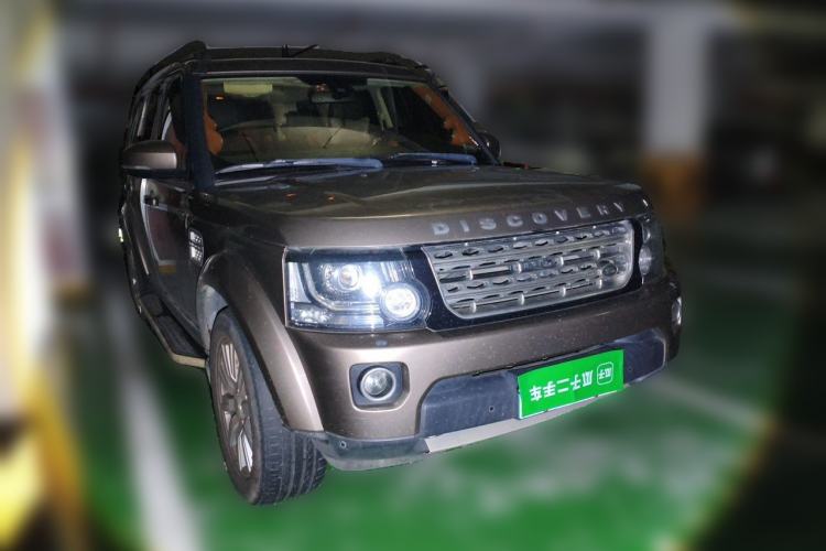Used Land Rover Discovery 2015 3.0 SDV6 HSE Diesel Version Front Right 45 Deg