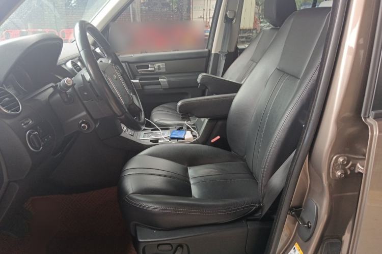 Used Land Rover Discovery 2015 3.0 SC V6 HSE Left Front Seat