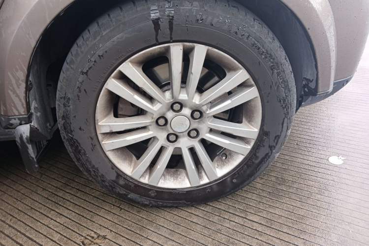 Used Land Rover Discovery 2015 3.0 SC V6 HSE Right Front Wheel Hub