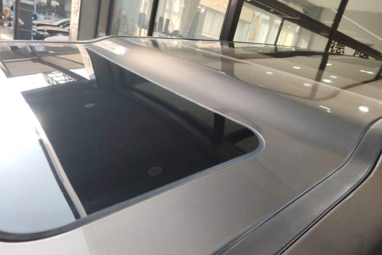 Used Land Rover Discovery 2015 3.0 SC V6 SE Roof