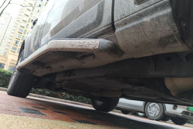 Used Land Rover Discovery 2015 3.0 SC V6 HSE Chassis Front Right