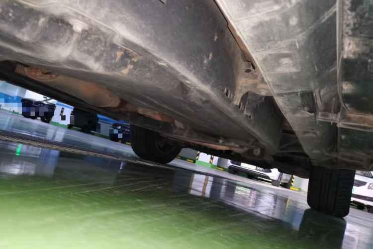 Used Land Rover Discovery 2015 3.0 SC V6 HSE Chassis Rear Right
