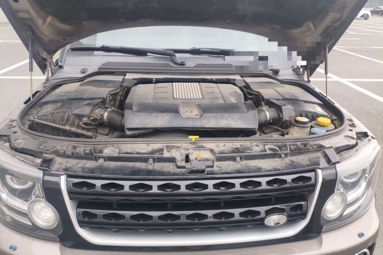 Used Land Rover Discovery 2015 3.0 SC V6 SE Engine Bay