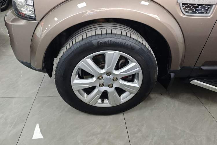Used Land Rover Discovery 2015 3.0 SC V6 SE Exterior 7