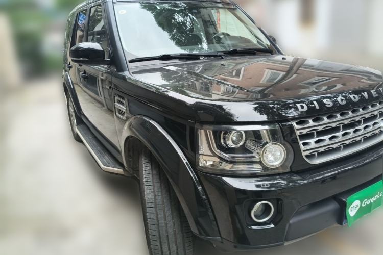 Used Land Rover Discovery 2015 3.0 SC V6 HSE Luxury Front Right 45 Deg