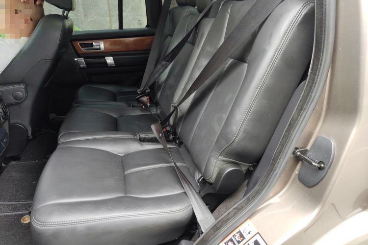 Used Land Rover Discovery 2015 3.0 SC V6 HSE Luxury Left Rear Seat