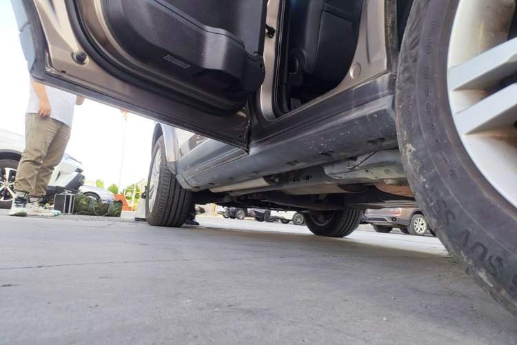 Used Land Rover Discovery 2015 3.0 SC V6 HSE Left Side Sill