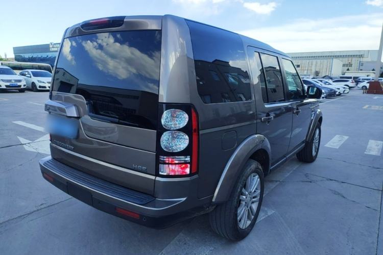 Used Land Rover Discovery 2015 3.0 SC V6 HSE Rear Right 45 Deg