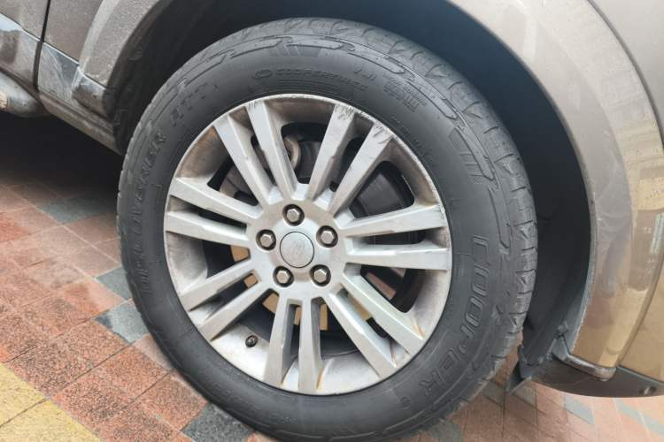 Used Land Rover Discovery 2015 3.0 SC V6 HSE Right Front Wheel Hub
