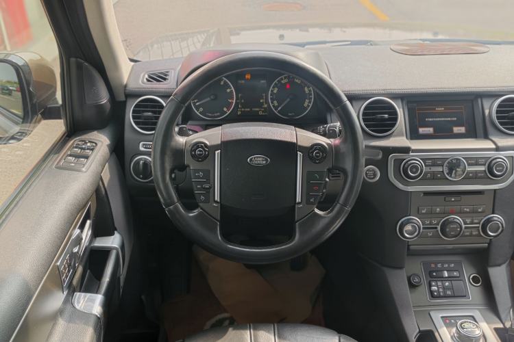 Used Land Rover Discovery 2015 3.0 SC V6 SE Steering Wheel