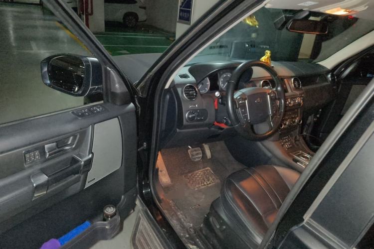 Used Land Rover Discovery 2015 3.0 SDV6 HSE Diesel Version Driver Seat