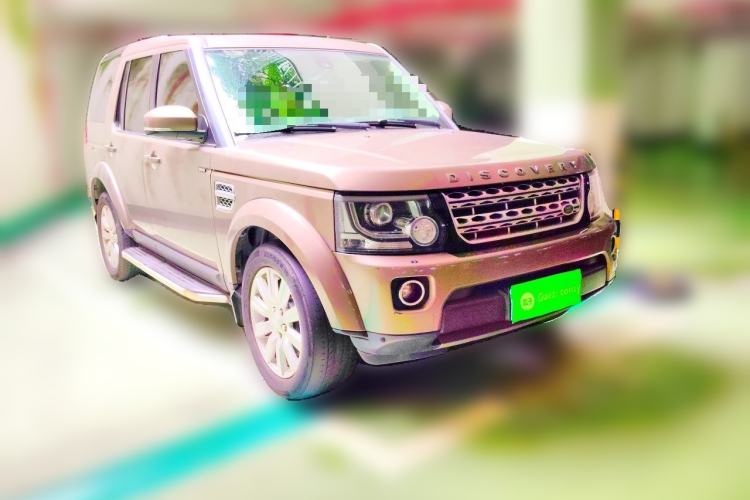 Used Land Rover Discovery 2015 3.0 SDV6 HSE Diesel Version Front Right 45 Deg