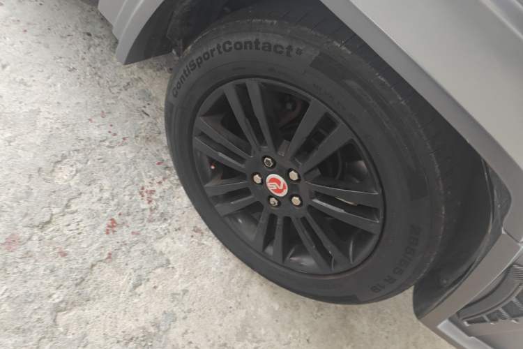 Used Land Rover Discovery 2015 3.0 SC V6 HSE Luxury Right Front Wheel Hub