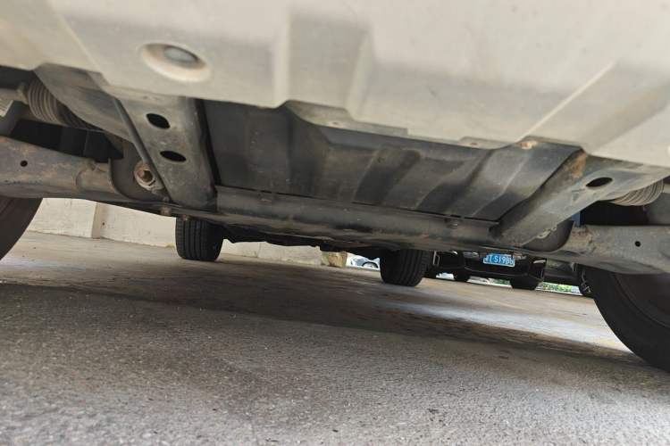 Used Land Rover Discovery 2015 3.0 SC V6 SE Chassis Front
