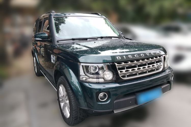 Used Land Rover Discovery 2015 3.0 SC V6 HSE Luxury Front Right 45 Deg