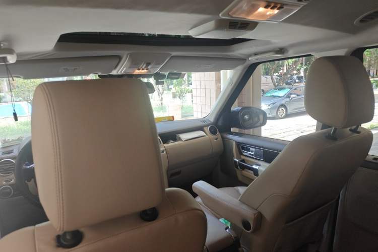 Used Land Rover Discovery 2015 3.0 SC V6 SE Headliner