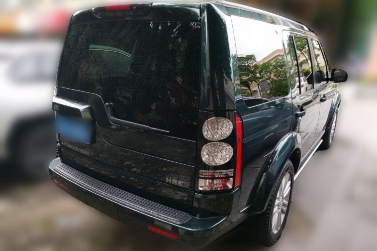 Used Land Rover Discovery 2015 3.0 SC V6 HSE Luxury Rear Right 45 Deg
